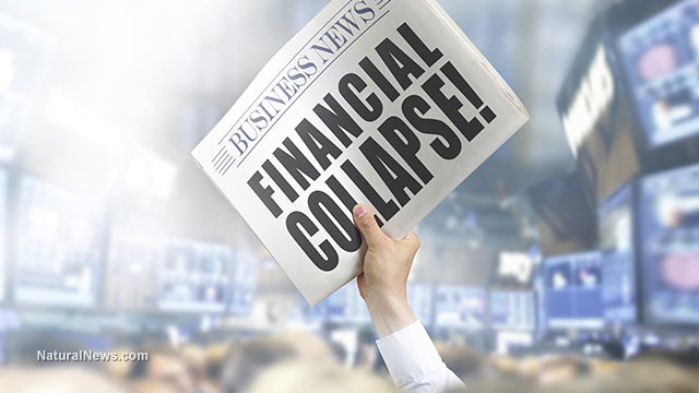 Newspaper-With-Financial-Collapse