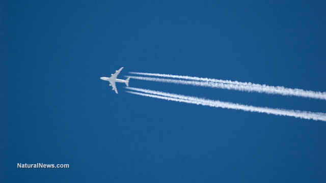 Airplane-Blue-Sky-Chemtrail-Vapor-Trail-Fly