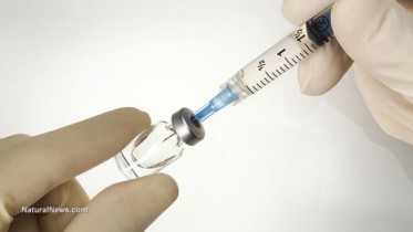 Vaccine-Syringe-Gloves-Shot-e1471189339910