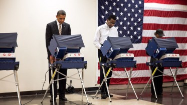 1280px-Barack_Obama_votes_in_the_2012_election