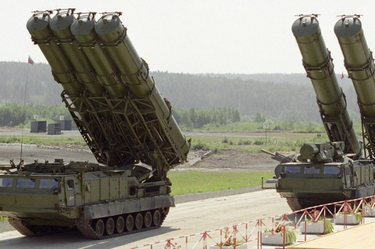 Russian-S-300-Air-Defense-System (1)